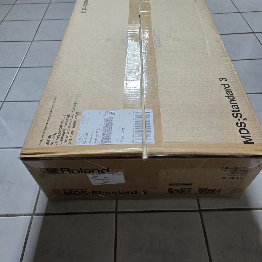 Roland MDS-Standard 3 Electronic Drum Rack Stand, Black. (missing cymbal arms)