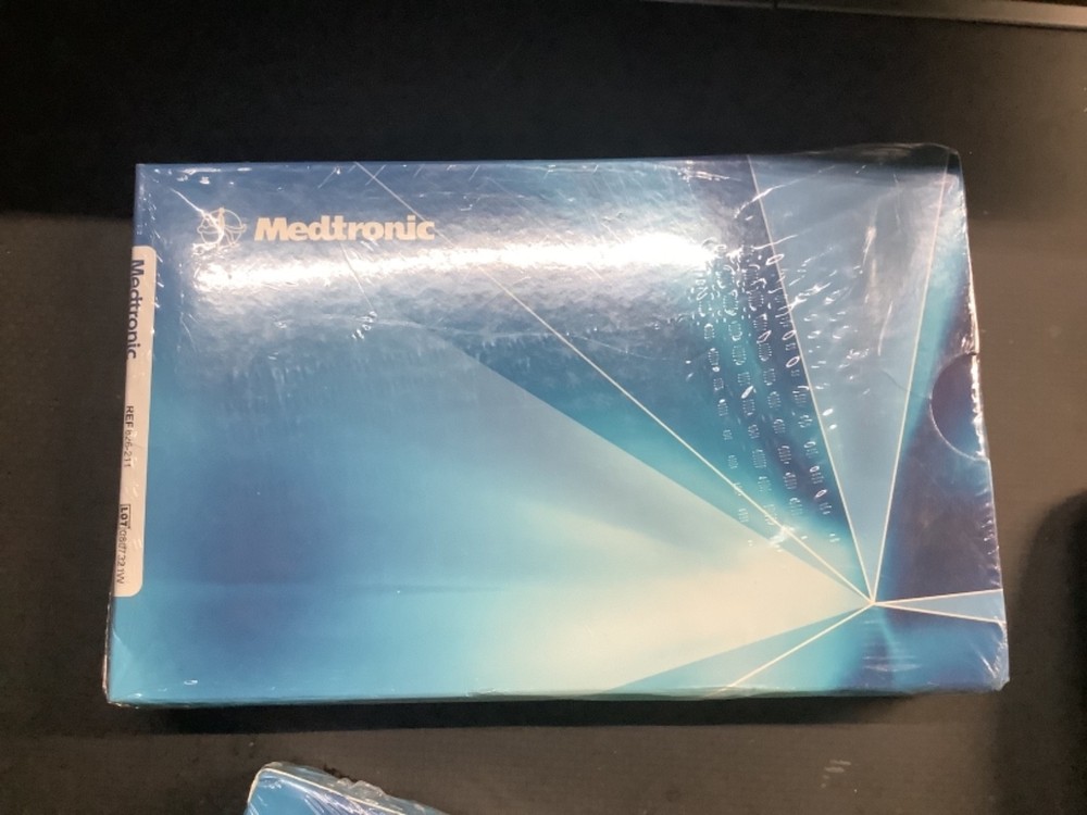 Medtronic Cable 826-211 Double Cable, Titanium Alloy Cable system #(2E09)