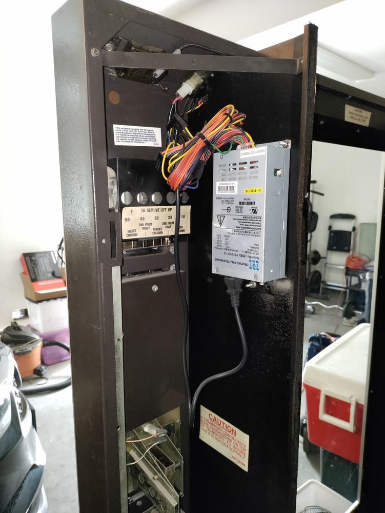 Rowe 4945S Vending Machine