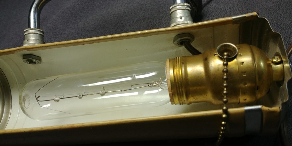 1940s Long Arm Bracket Overhead Industrial Light Adjustable Pull Light Works Vtg