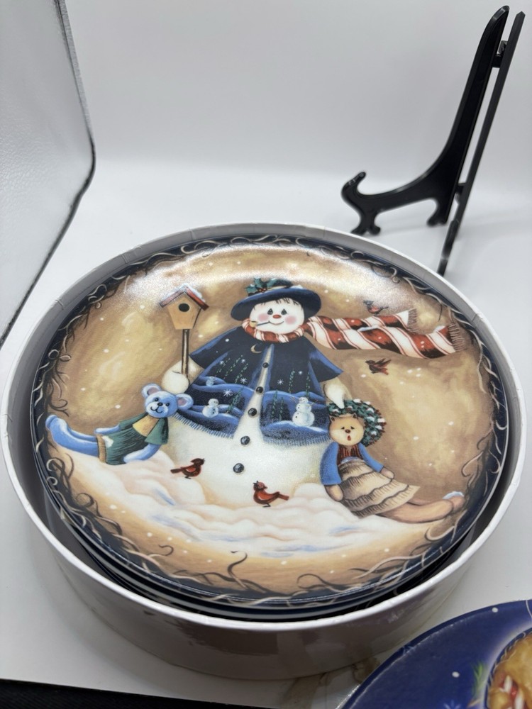 Snowman 4 pcs Set Cake Plates 8"