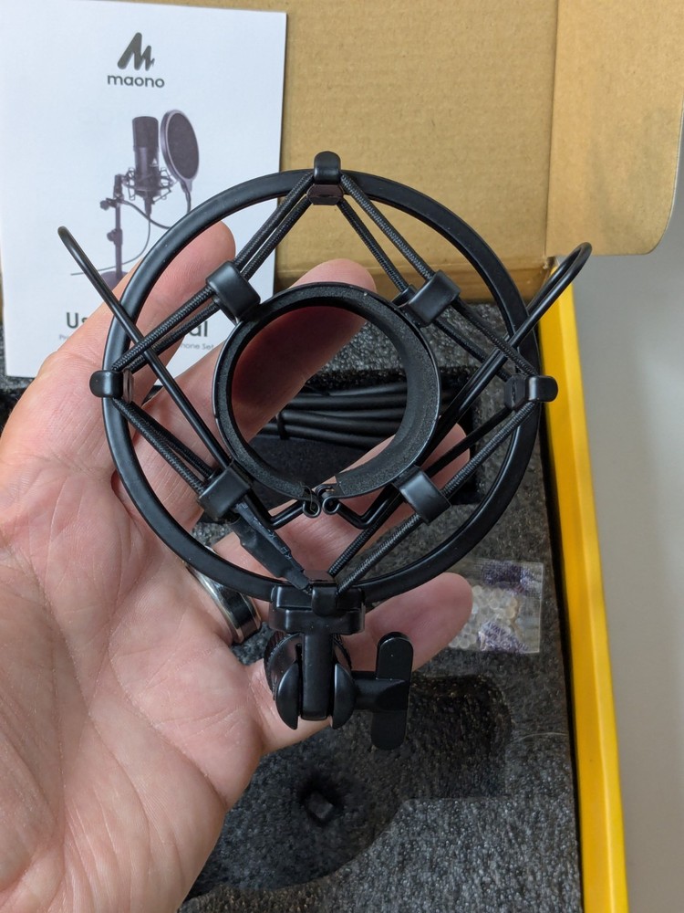 Desktop USB Microphone (Maono AU-A04 Series) w/ Stand & Pop Filter