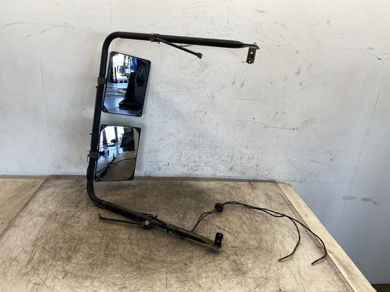 2007 Freightliner FS65 Mirror (613-15232)