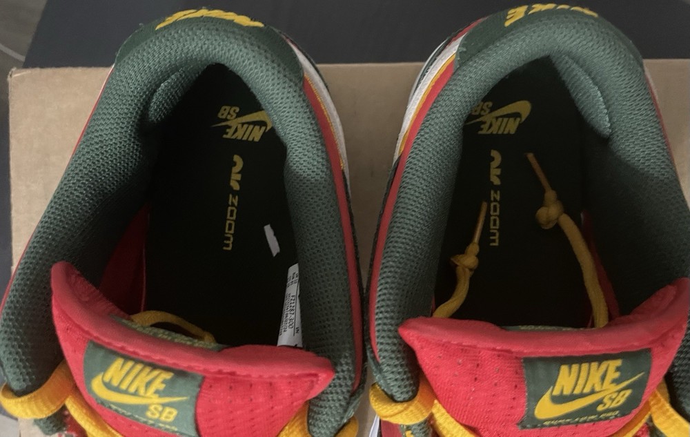 Nike SB Dunk Low Seattle Supersonics