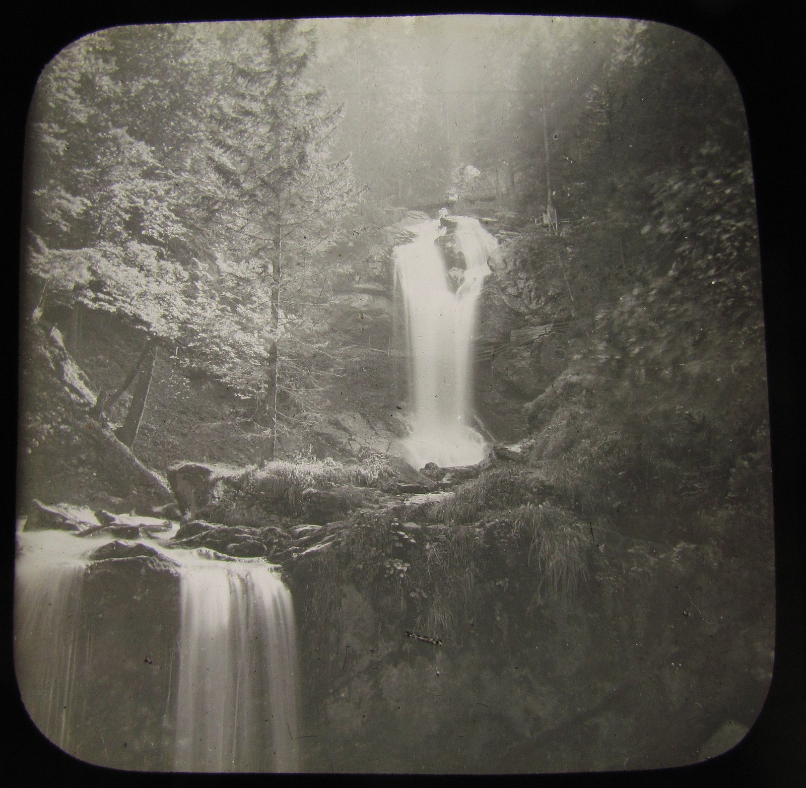 Glass Magic Lantern Slide GIESSBACH FALLS  C1890 SWITZERLAND L88