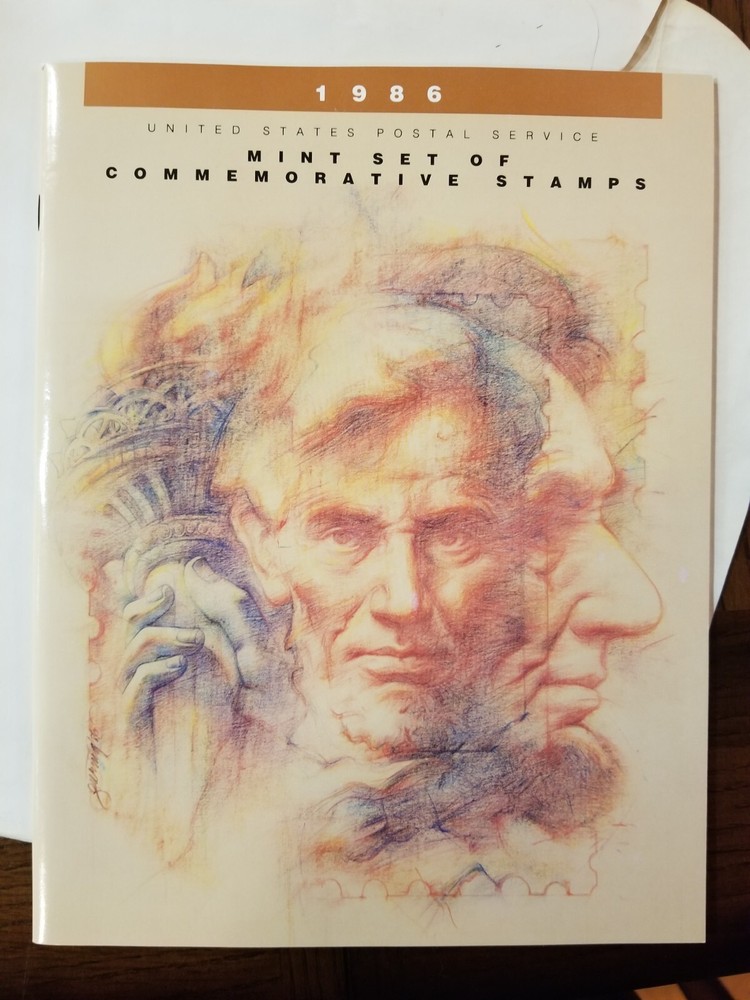 USPS 1986 Commemorative Stamp Yearbook with Complete Mint Stamps Great Condition