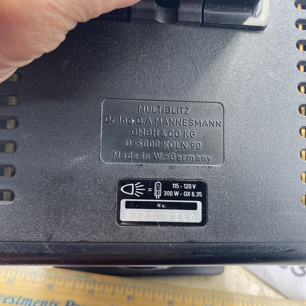 Multiblitz Ministudo 250 Studio Flash Kit. Made In West Germany