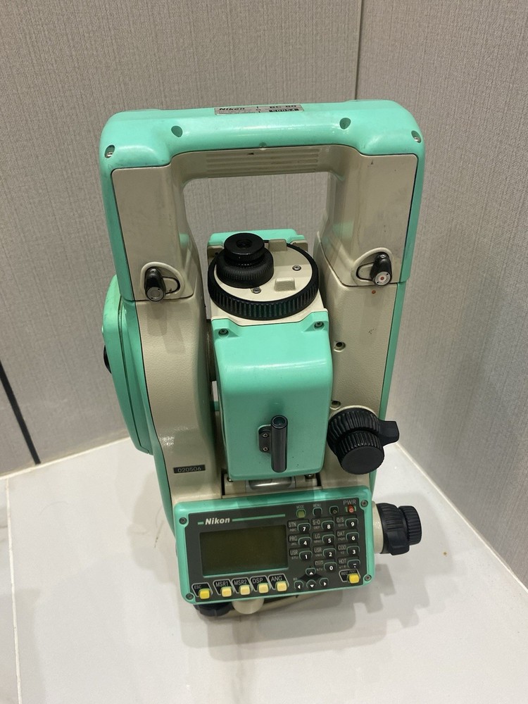 NIKON NPL-632 TOTAL STATION