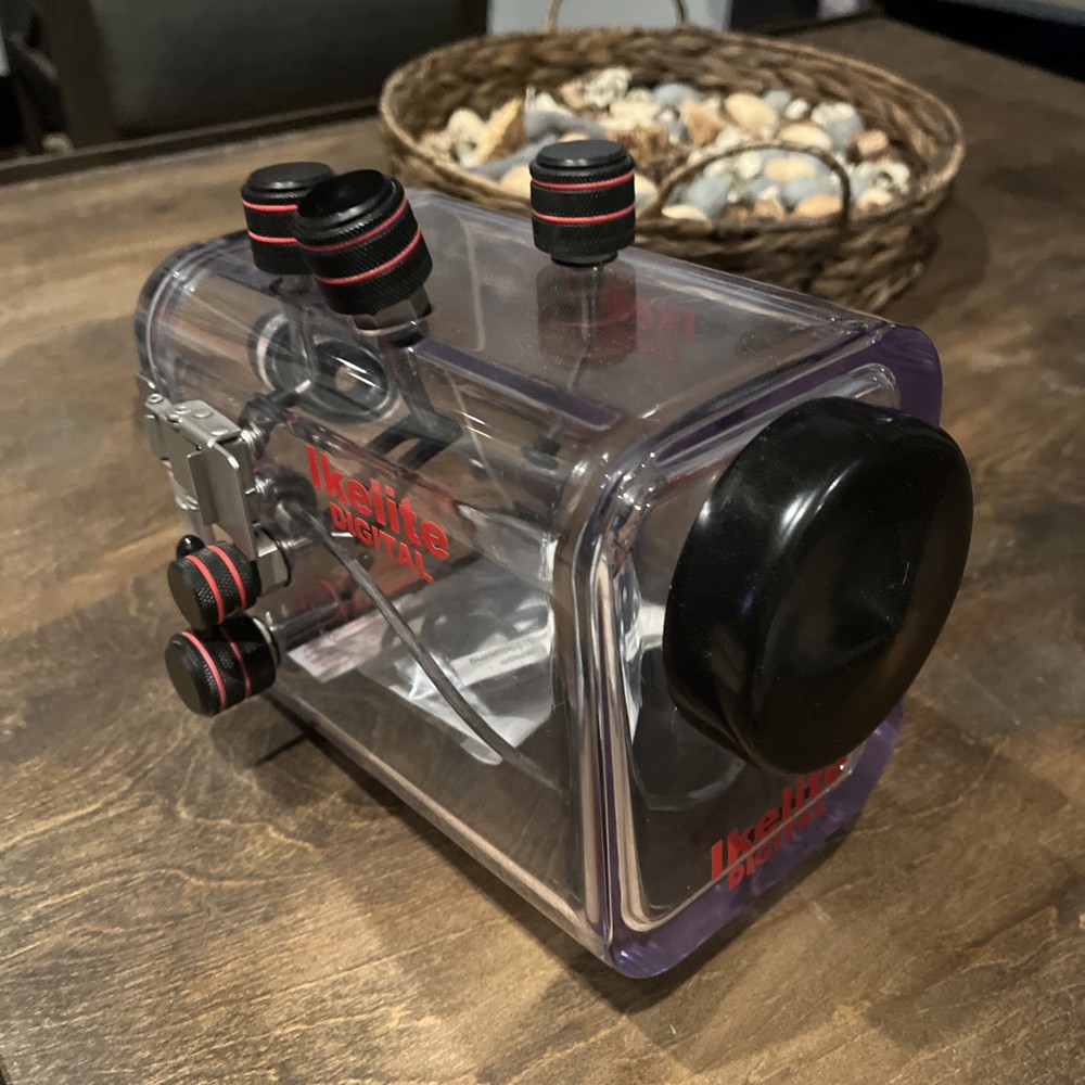 Ikelite Digital Underwater Camera Housing #6038.11