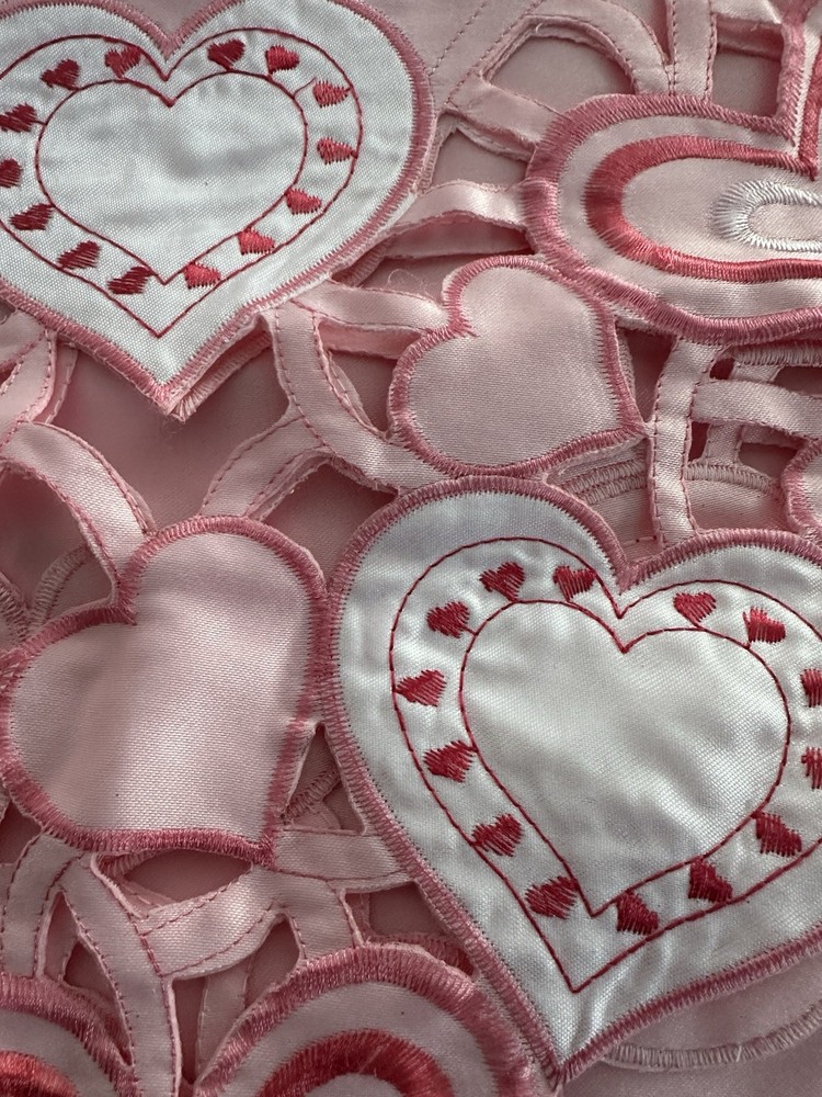 Valentine’s Day Cutwork Table Runner Pink 13x70