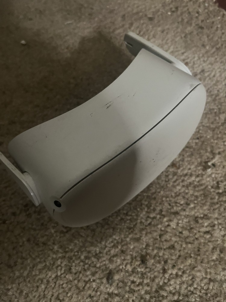 Meta Oculus Quest 2 128GB Standalone VR Headset - ONLY ((READ))