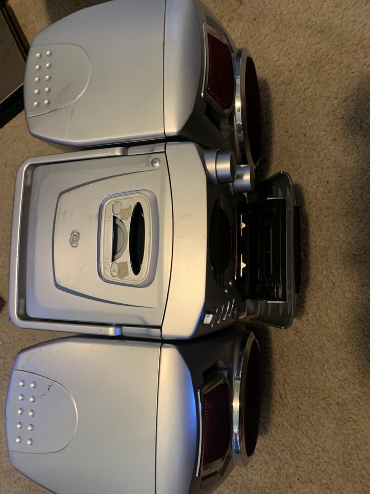 Durabrand Portable Cd And Radio Player MODEL: CD-1493 Tape does not work.