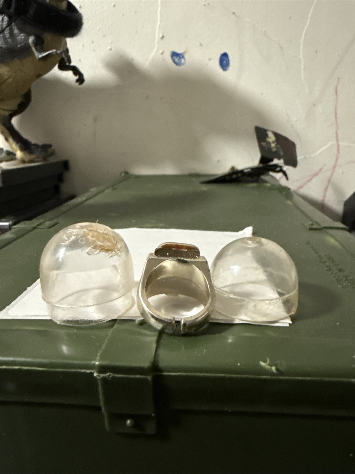 Vintage 1960's Vari-Vue Batman Robin Riddler Plastic Flicker Ring