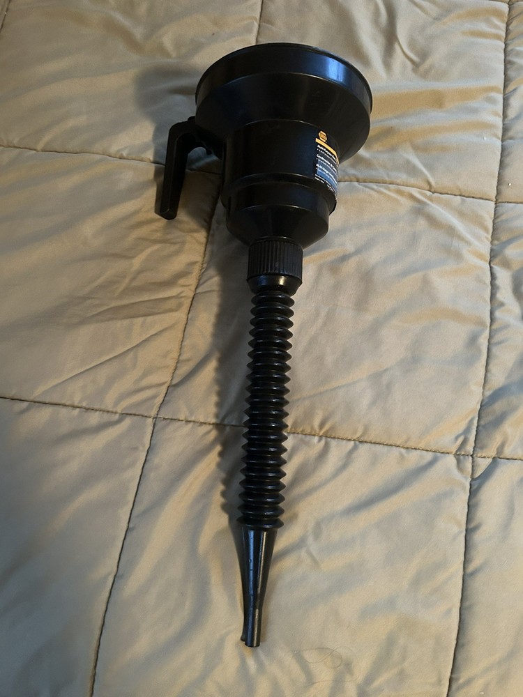 NAPA Multi-Purpose Flex Pour Spout Funnel
