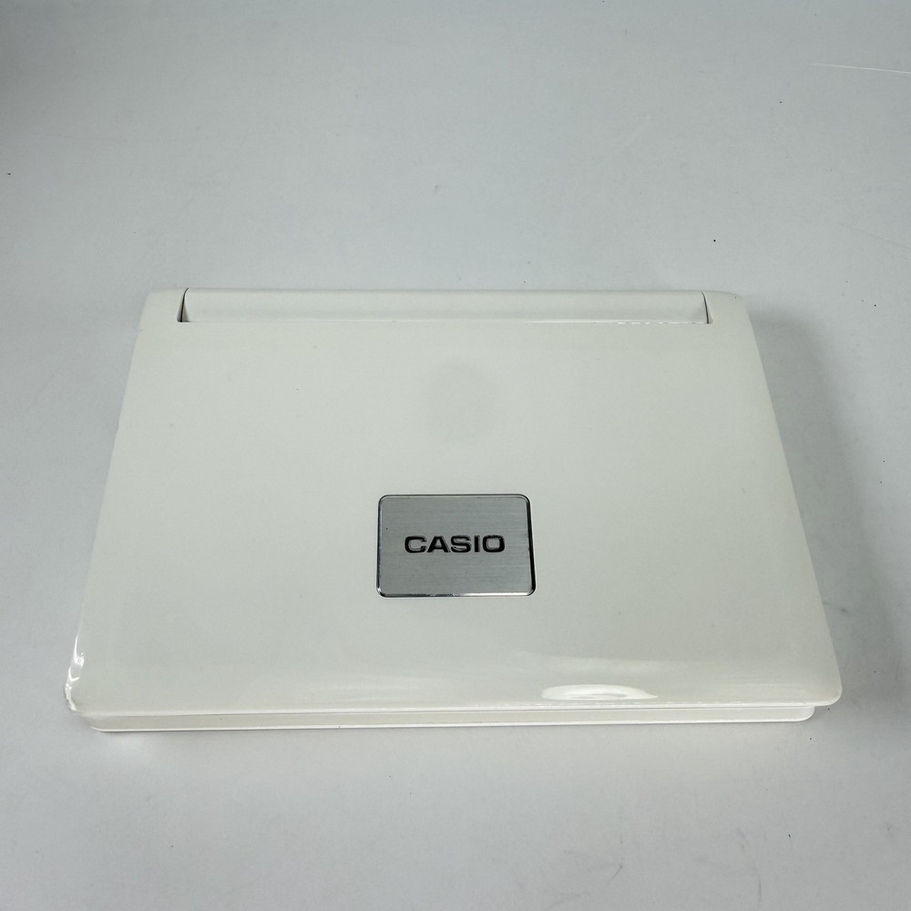 Casio Chinese/English Electronic Pocket Dictionary Translator Device E-E99 White