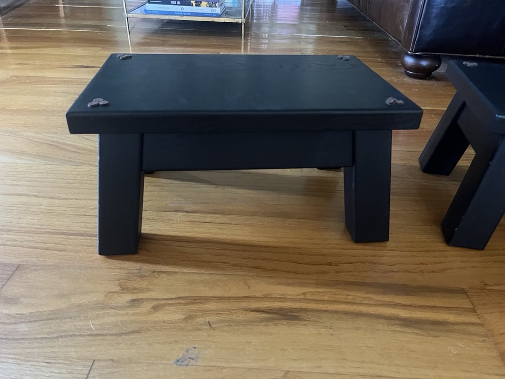 Custom Oak Speaker Risers / Stands - Ebony Stain