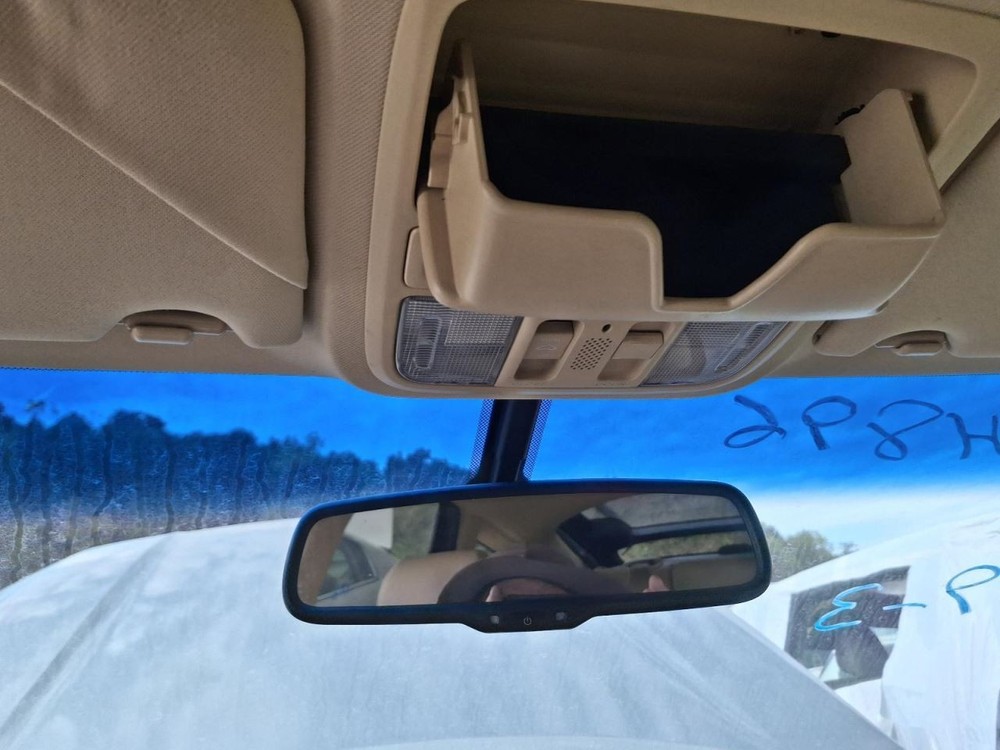 2010 Honda Crosstour Used Upper Dash Display Screen, No Anti-Theft Code
