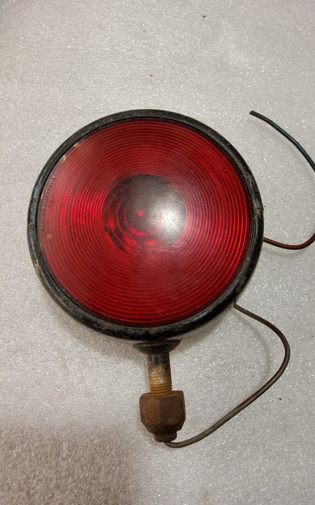 VINTAGE SPARTON SERIES 700 BOLT-ON Red LIGHT