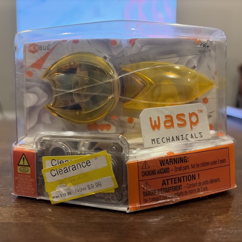 Hexbug Micro Robotic Creatures Mechanicals Wasp Yellow R/C Remote Control New