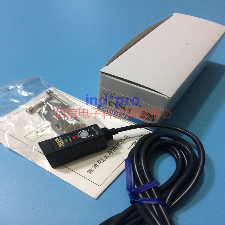 1pc photoelectric switch sensor E3R-DS30E4