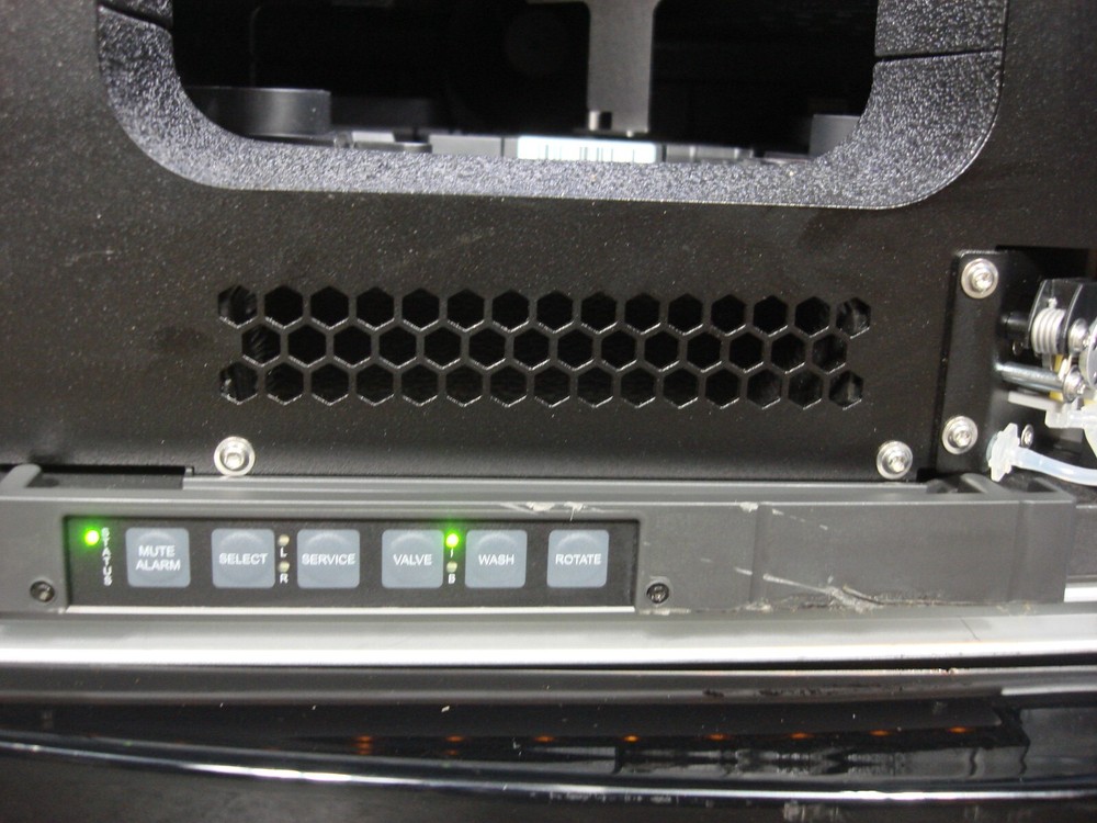 HPLC Thermo Scientific Vanquish Fluorescence Detector Quaternary Pump Sampler