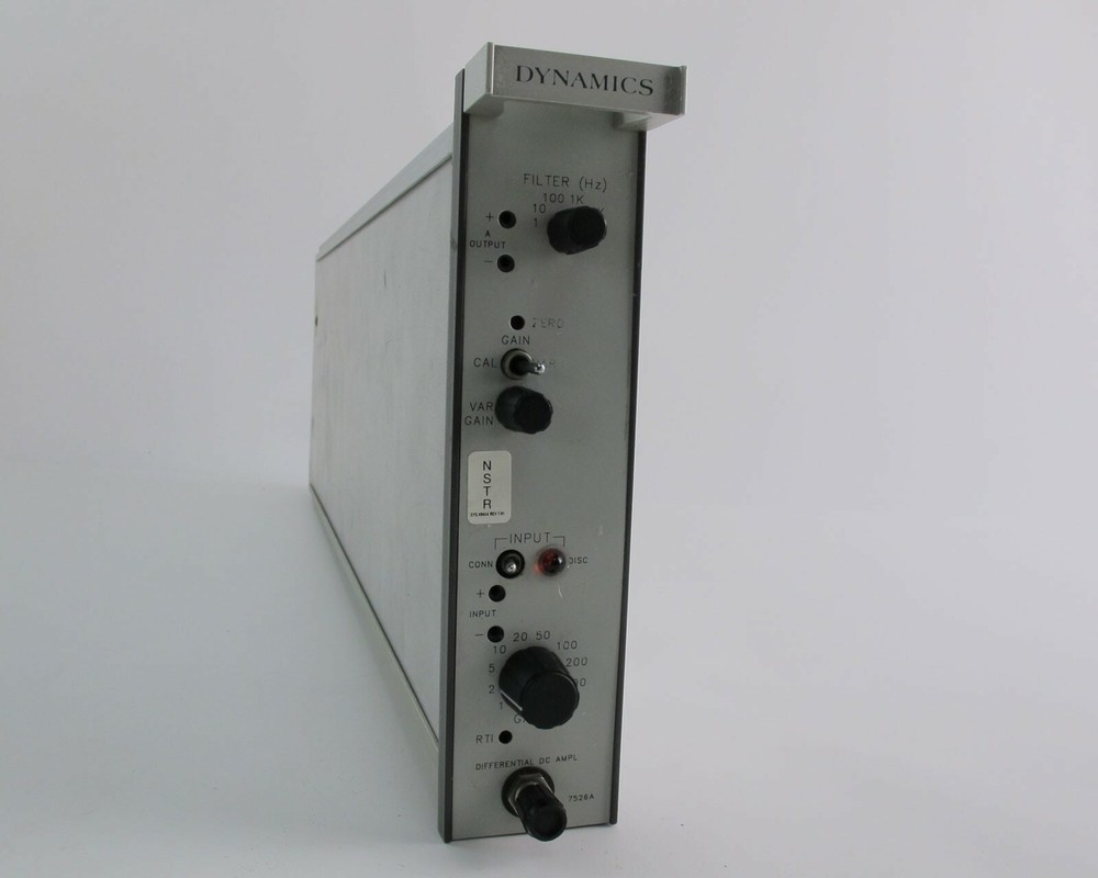Dynamics 7526A Differential DC Amplifier