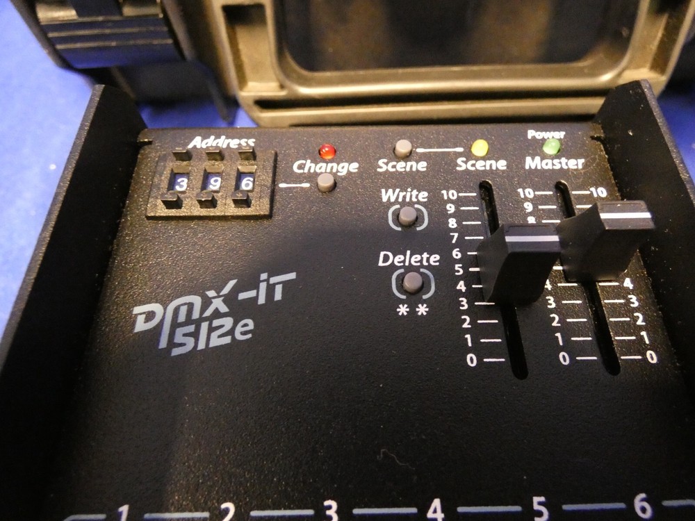 Rat Pac Cintenna AKS Wireless DMX System (incomplete missing RX unit)DMX-iT 512e