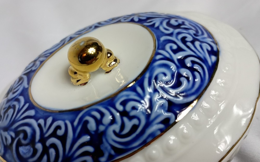 The Regal Bone China Collection Covered Dish