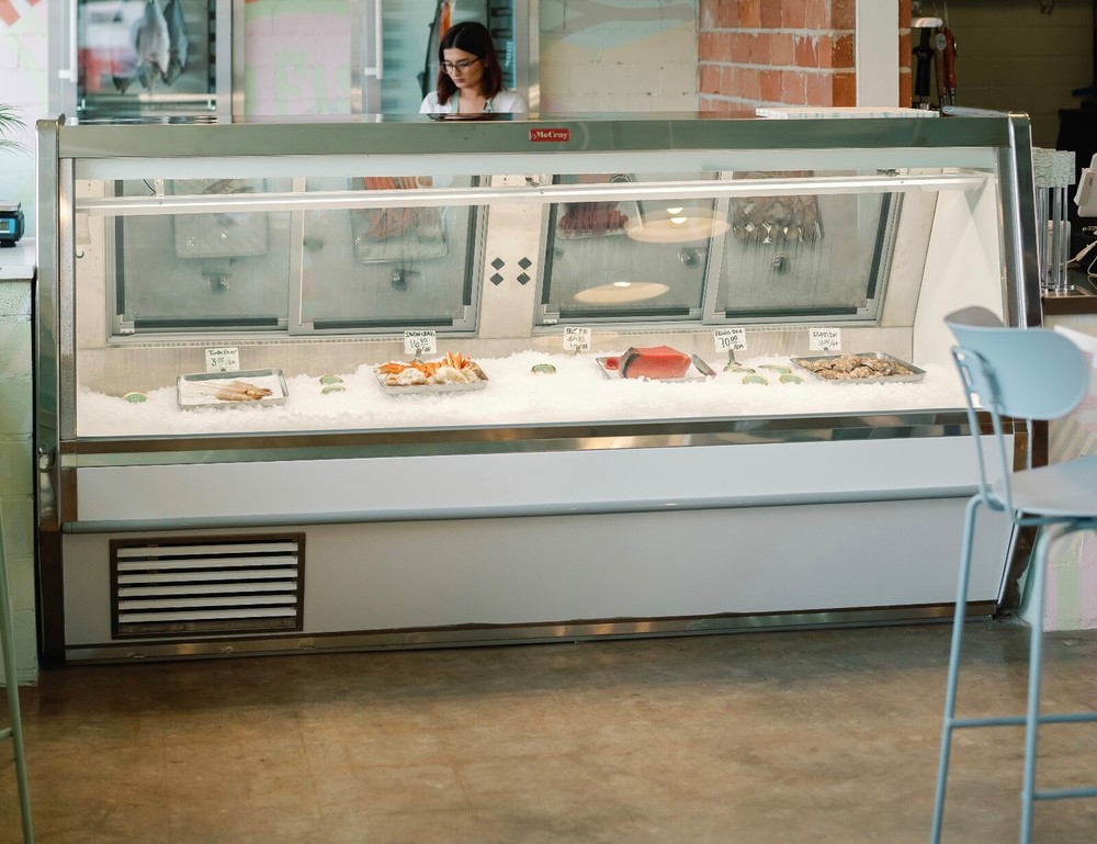 Refrigerated Deli Display Case
