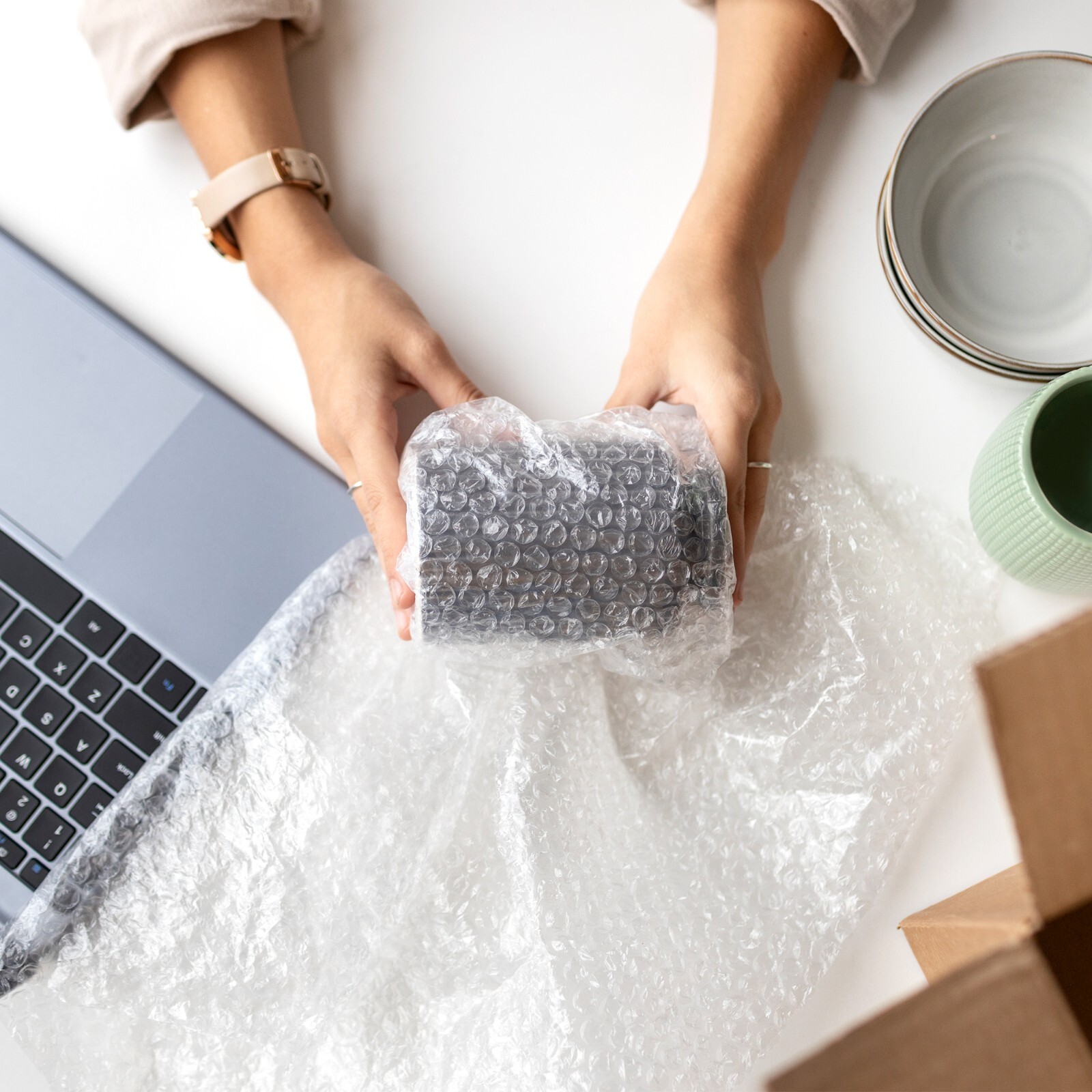 3/16" Small Bubble Cushioning Roll Padding Roll 700'x 12" Wide Perf 12" 700FT