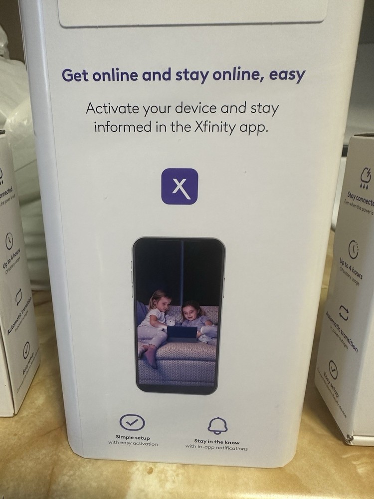 Comcast Xfinity Storm-Ready WiFi Extender Plus Backup Battery NEW SEALED !