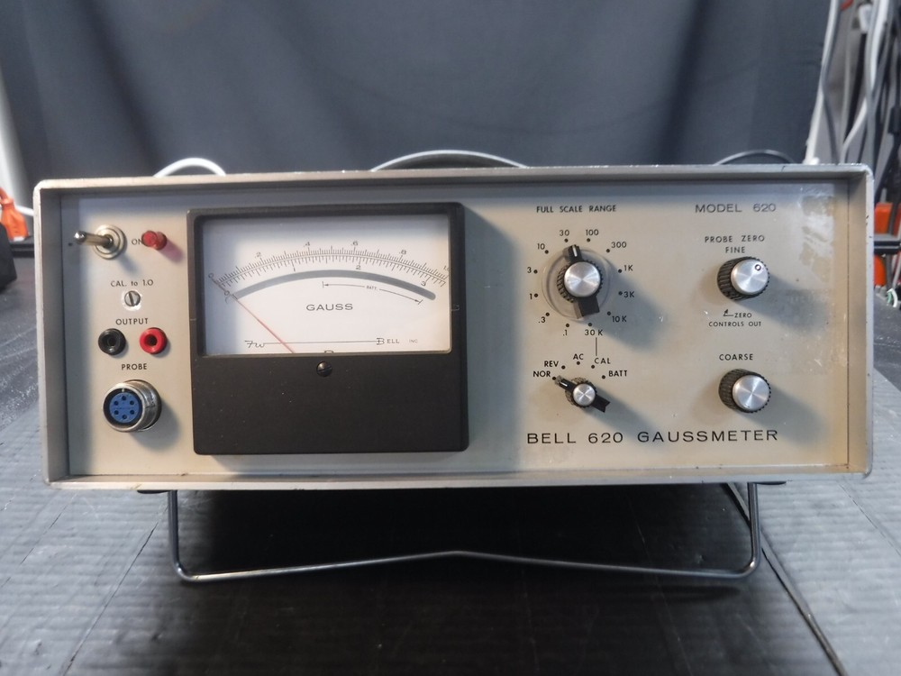 F.W. Bell Inc. Model: 620 Gaussmeter
