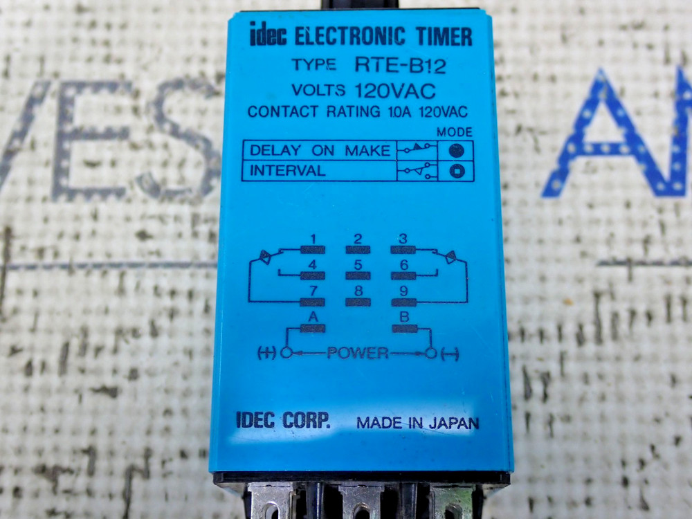 IDEC RTE-B12 Electronic Timer 120 VAC 11 Pin
