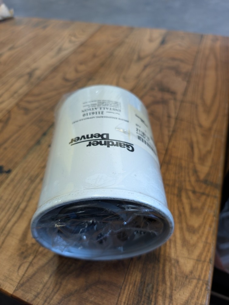 GARDNER DENVER OIL FILTER ELEMENT W/SEAL PN# 2116110