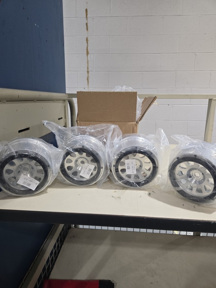 2 Sets Aluminum Beadlock Wheels