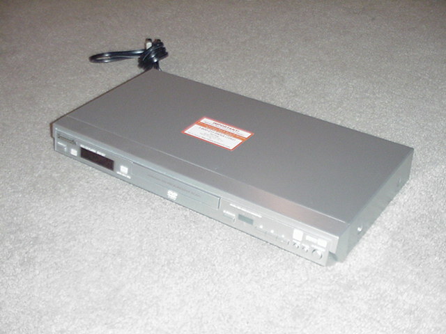 Panasonic   DVD / CD Player  model DVD-S27U