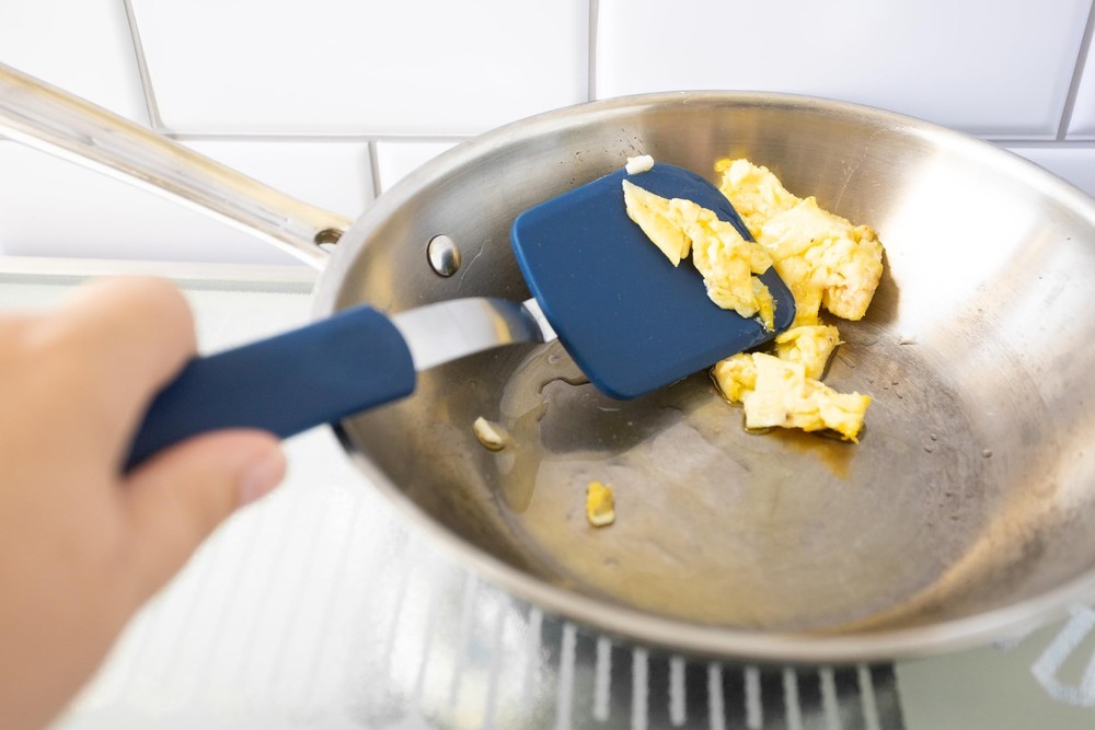 Navy Silicone Kitchen Spatula, Safe For Non-Stick Pans