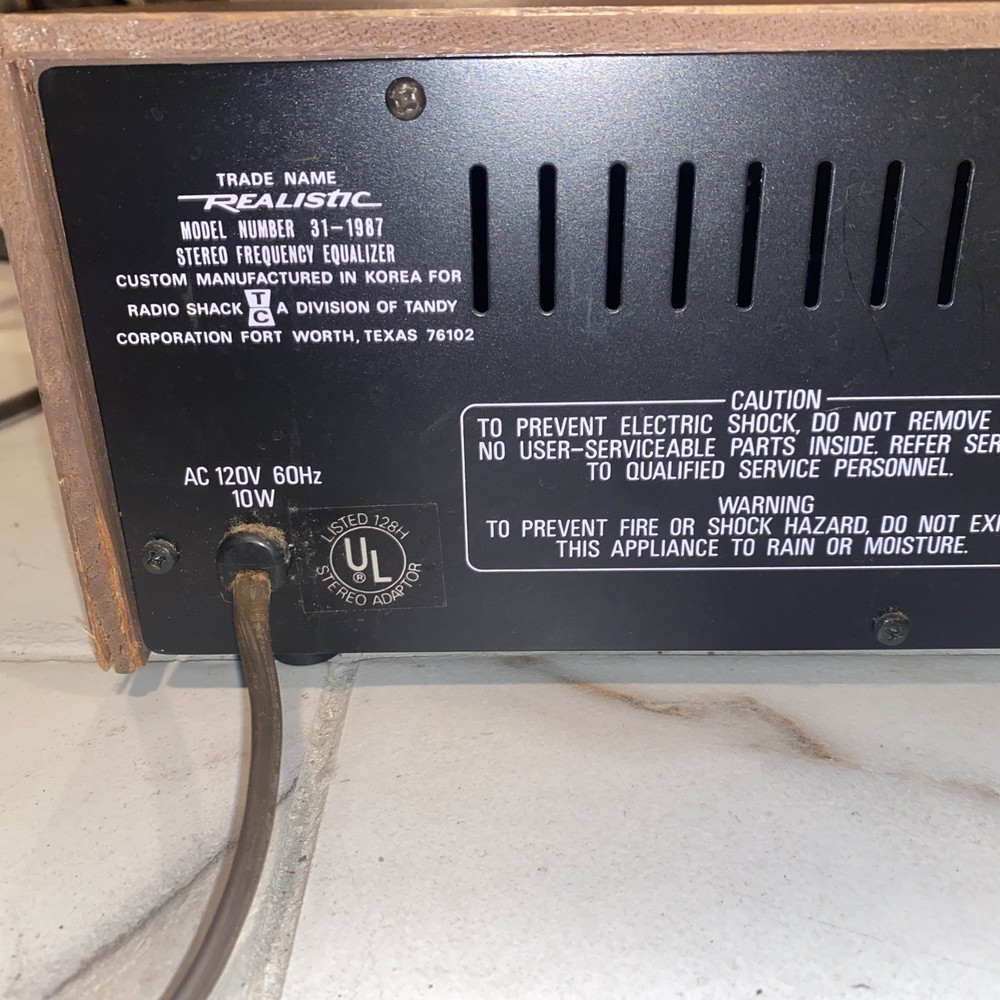 REALISTIC dual channel 5 band Stereo Frequency Equalizer Model #31-1987 Untested