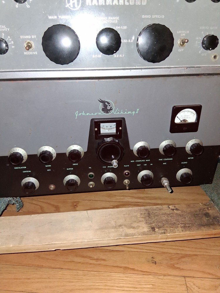 (Package DEAL) Hammurlund HQ-150 Reciever And Johnson Viking 2 With Model 122