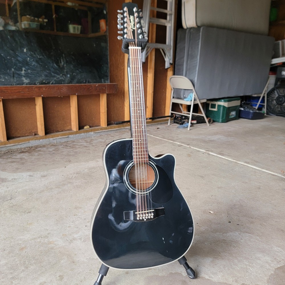 Takamine EG-335BC