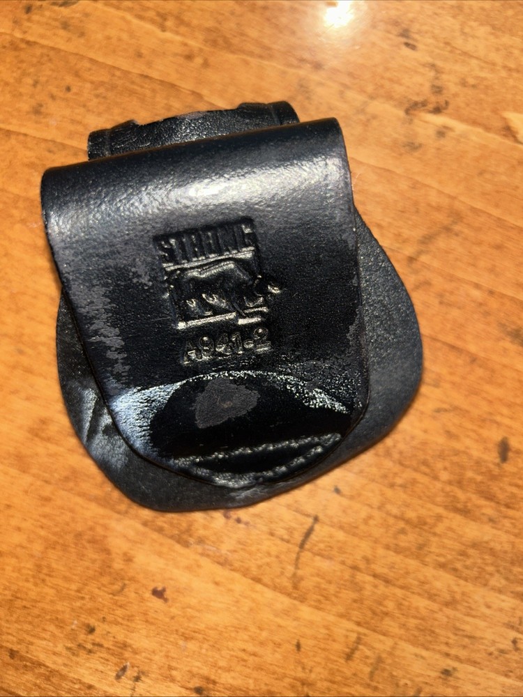Strong Leather A941-2 Handcuff Case
