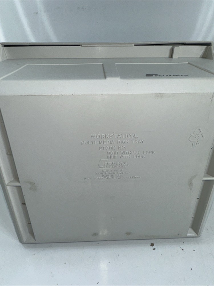 Fellowes White Workstation Multi-Media Floppy Disk Diskette Tray, Model 90111