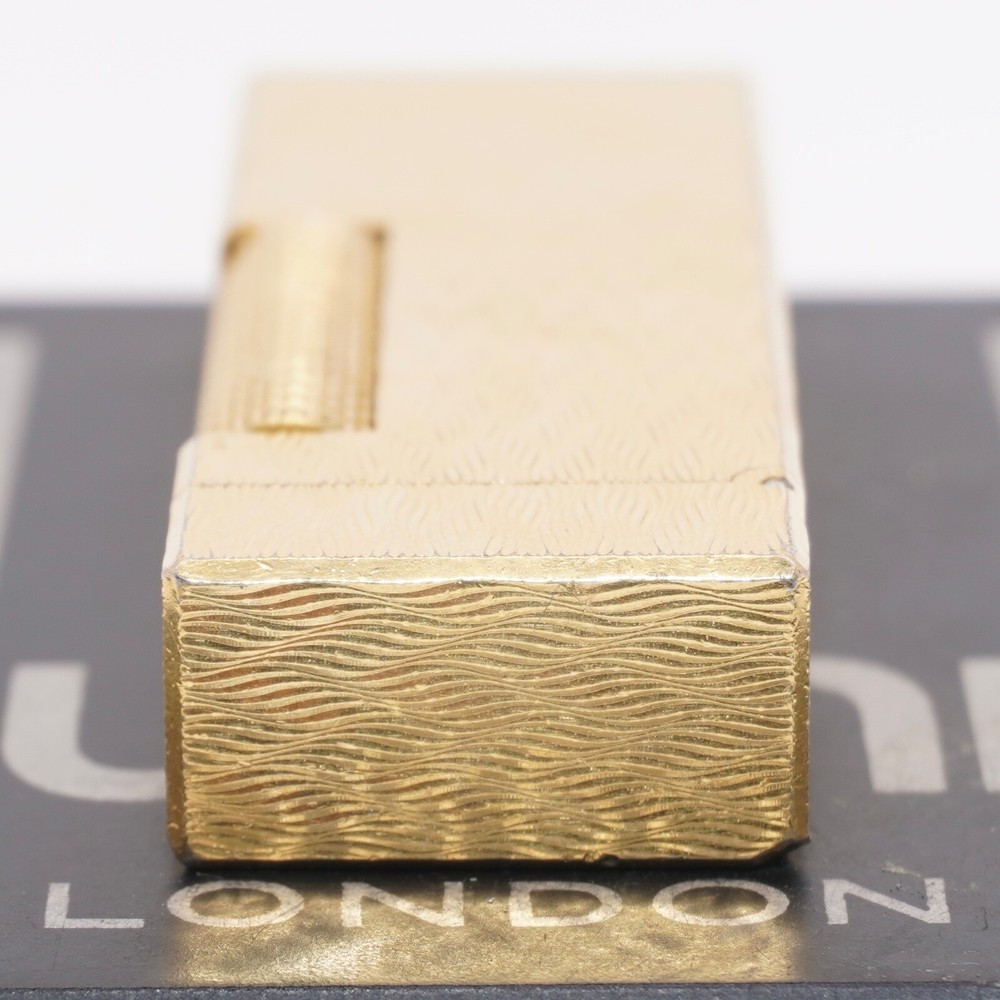 Dunhill Rollagas Lighter Gold CHEVRON Pattern-Ultrasonically cleaned_Working