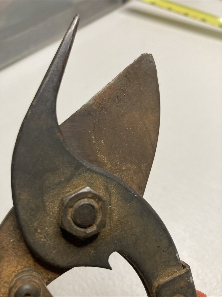 General Machine Products Tabbing Shears
