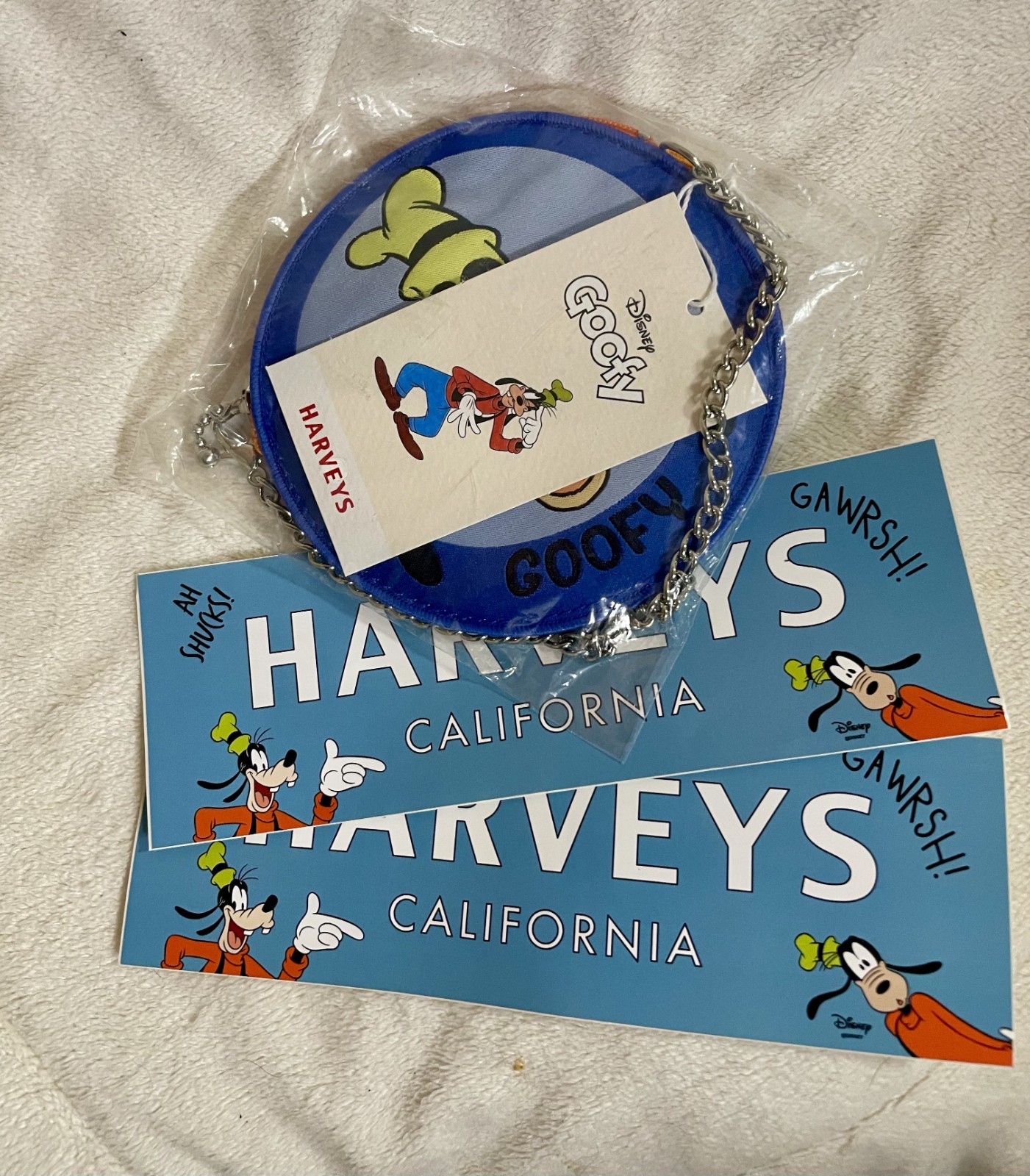 Harveys Disney Goofy - Streamline Baguette, Dust Bag, Shopper Tote & Coin Purse