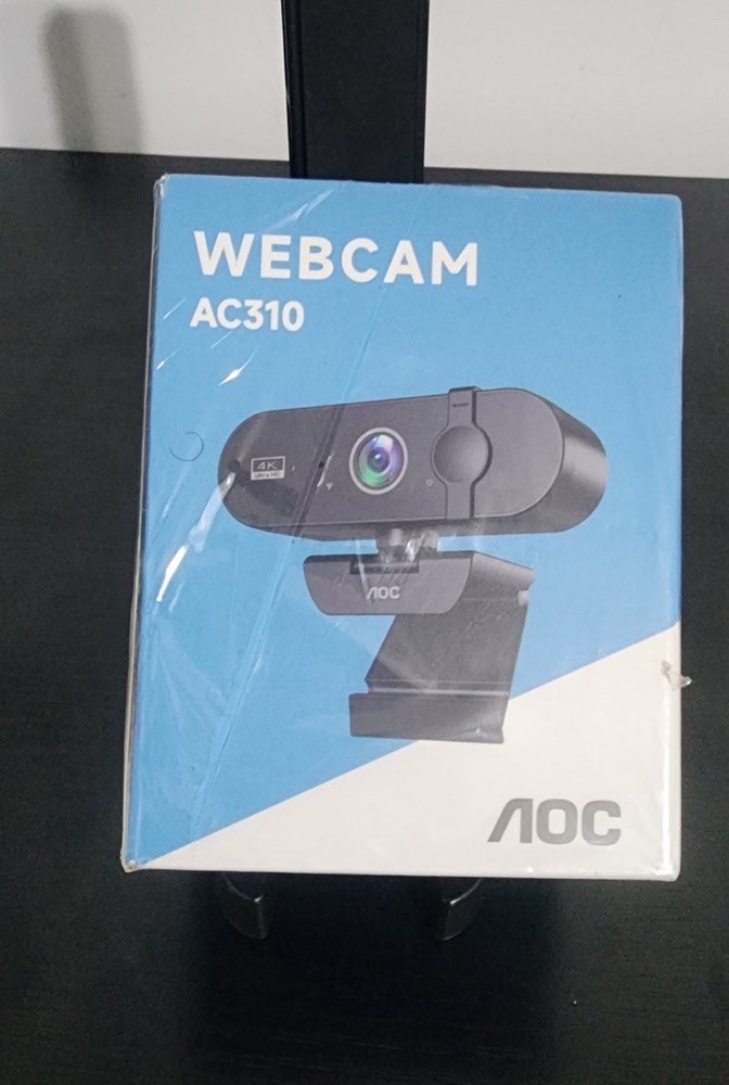 AOC 4k Webcam for PC with Microphone, Computer Camera with Noise Cancellation, P
