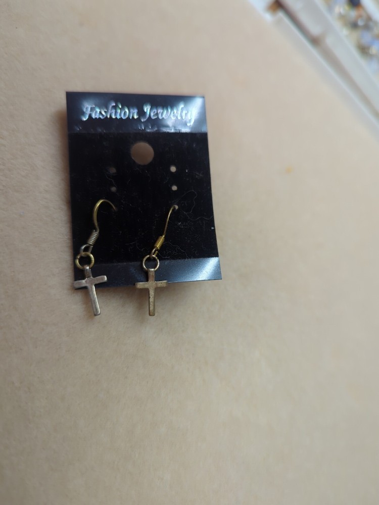 BEAUTIFUL Handmade Beaded Earrings