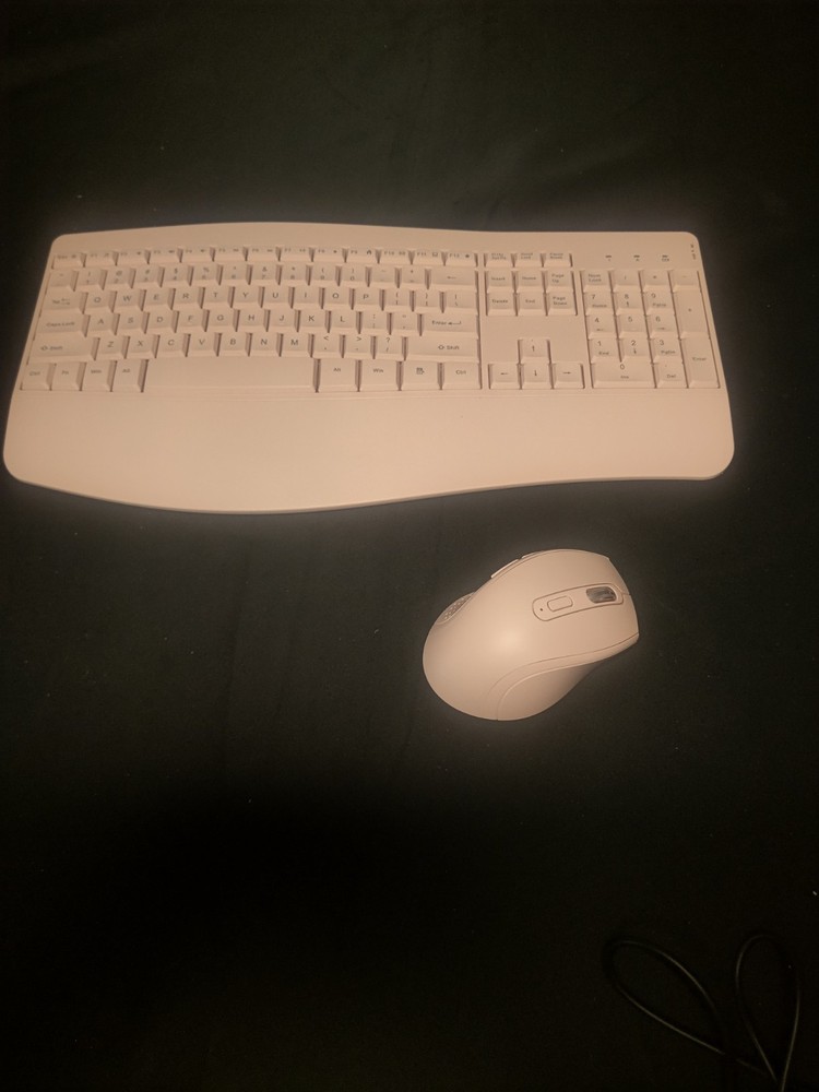 PEIOUS 2.4G Wireless Keyboard & Mouse Combo - Light Pink