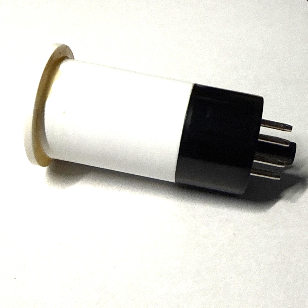 plug in coil form (80m to 20m) for 8 PIN socket L=42mm BLACK base