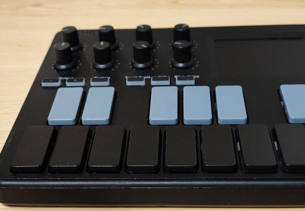 Korg nanoKEY Studio Bluetooth and USB MIDI Keyboard Controller Black